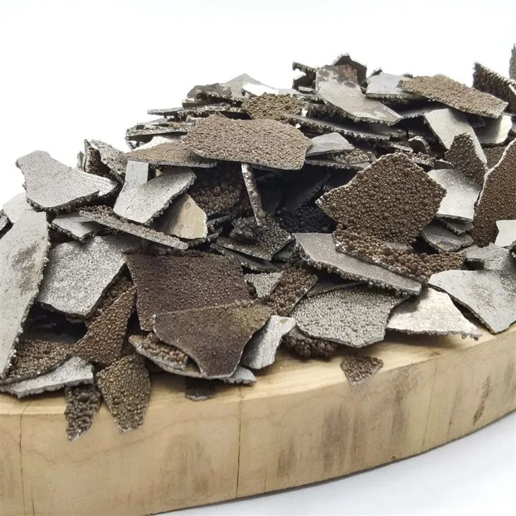 Escamas electrolíticas de manganeso